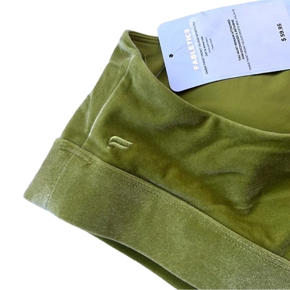 NWT Fabletics Oasis Twist Front Velour Sports Bra Size XXL